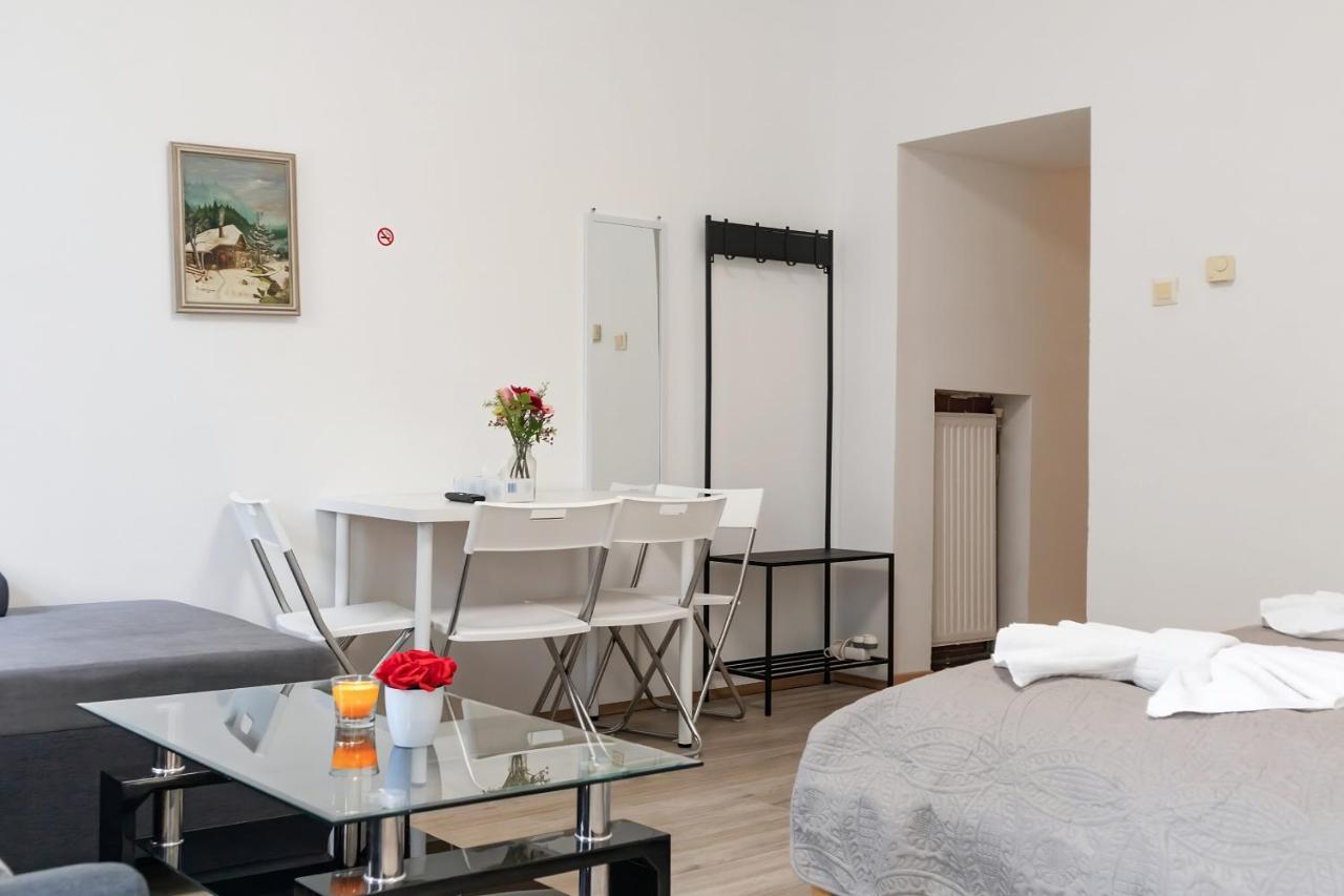 Spacious & Pleasent 2br Apt. Near Milenium Tower Apartamento Viena