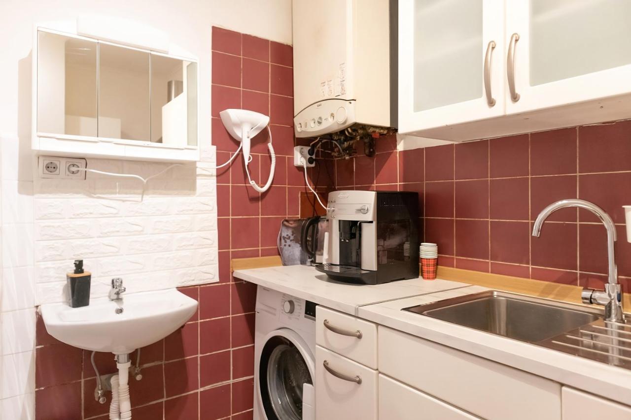 Spacious & Pleasent 2br Apt. Near Milenium Tower * Viena